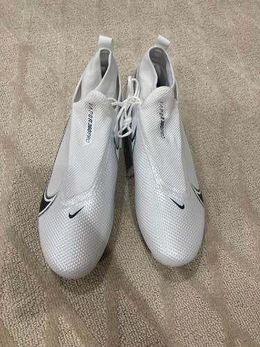 White Adult New Men's Size 11.5 (Women's 12.5) Molded Cleats Nike Low Cut Huarache