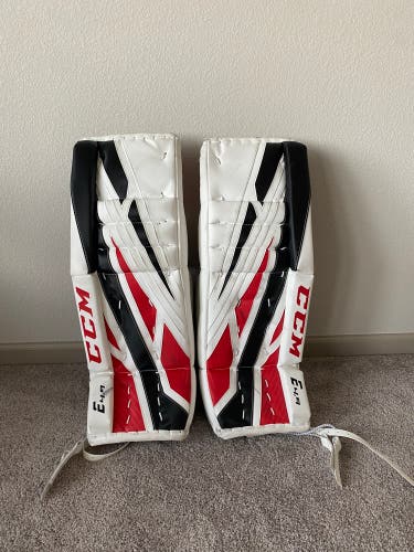 Used 29 +1 CCM Extreme flex 4.9 Goalie Leg Pads