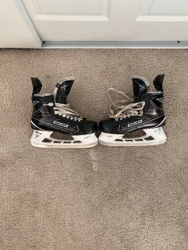 Used Bauer Extra Wide Width  Size 8.5 Supreme 1S Hockey Skates
