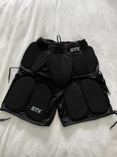 Youth goalie lacrosse padded shorts - NEW