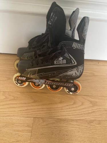 Mission Junior size 3 Axiom A5 Inline Skates Used