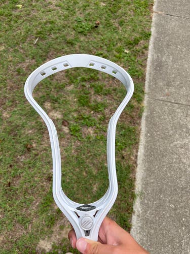 Used Attack & Midfield Unstrung Kinetik Head