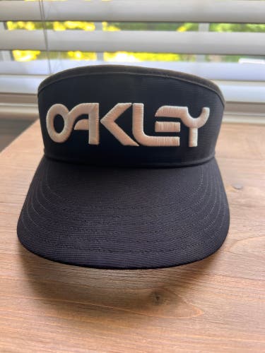 Oakley Hydrolix Black High Crown Golf Visor