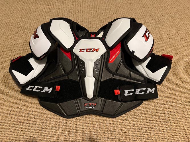 Senior Used Medium CCM JetSpeed FT4 Pro Shoulder Pads