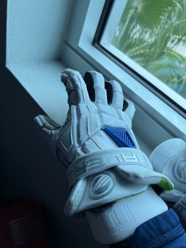 *Used Twice* IMG ACADEMY Maverick M5’s