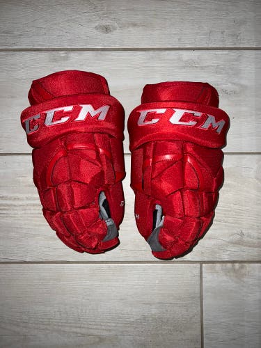 NEW CCM 14’ HG12 Gloves Pro Stock