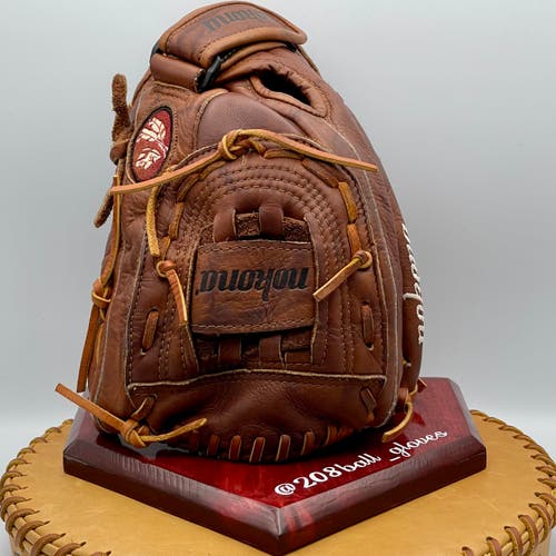 Nokona WS-1200 Baseball Glove 12"
