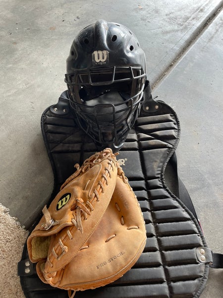 Wilson youth catchers mitt