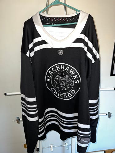 Chicago Blackhawks winter classic jersey