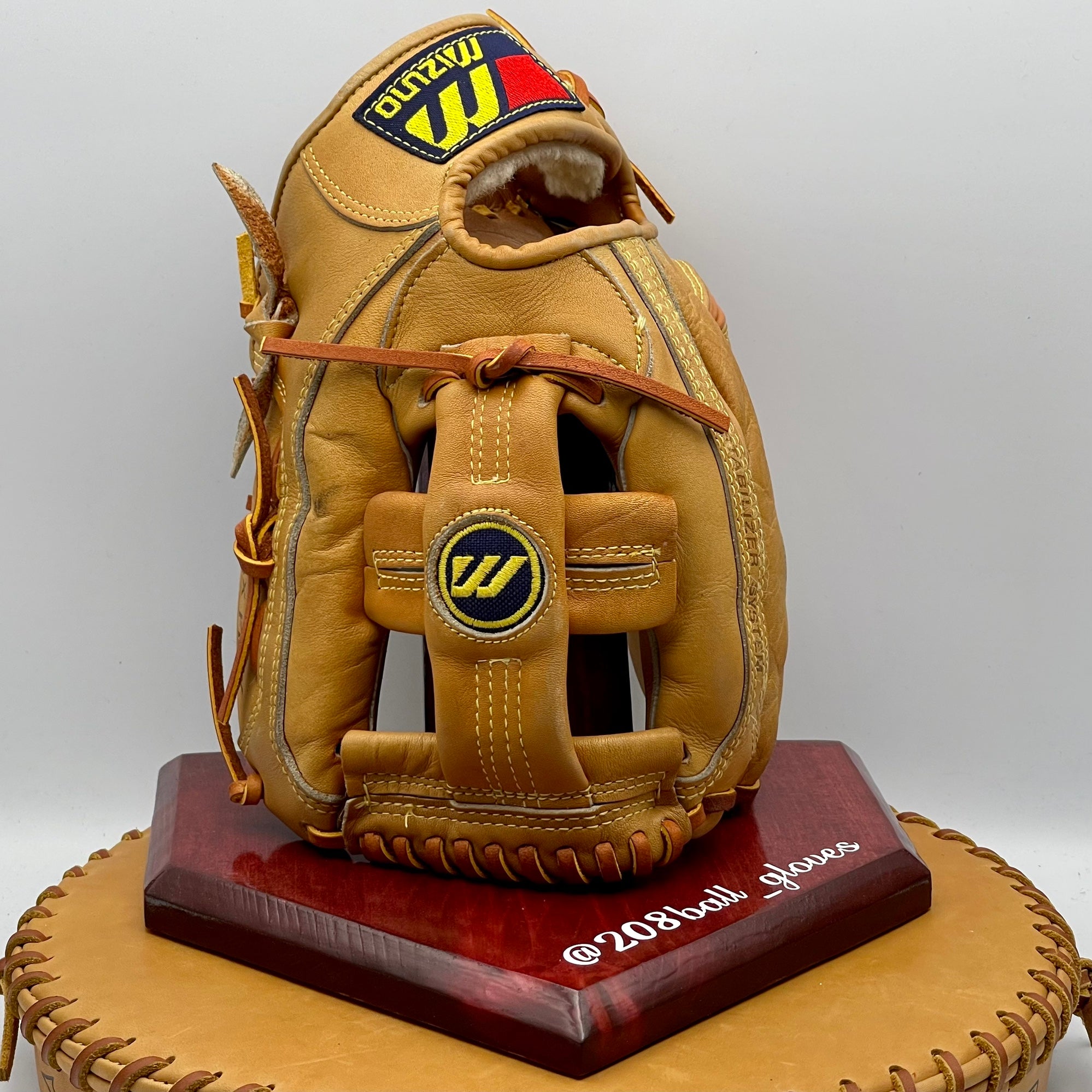 MIZUNO　globe MIZUNO GIC-6 WORLD WIN BASEBALL GLOVE MADE IN JAPAN