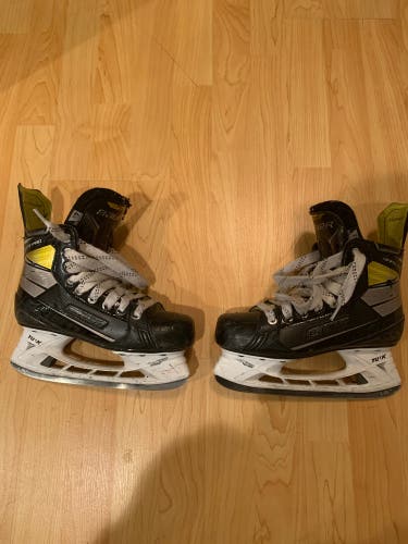 Bauer Size 4.5 EE Supreme Ignite Pro Hockey Skates
