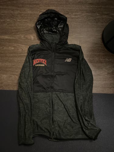 Denver Pioneers Lacrosse Team Issued Zip Jacket (L)