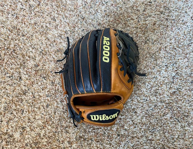 Wilson A2000 Model X2 Japan 11” Baseball Glove