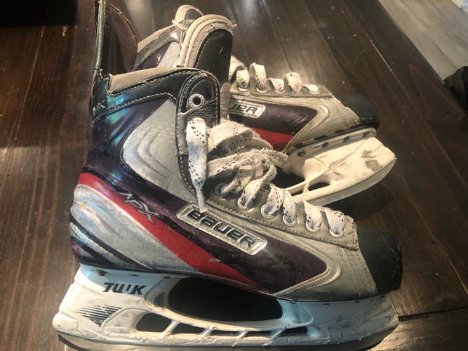 Senior Used Bauer Vapor APX Hockey Skates Regular Width Pro Stock Size 9