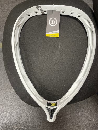 New Goalie Unstrung Nemesis 3 Head