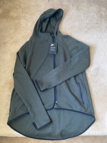 Nike Tech Pack Cape Hooded Jacket