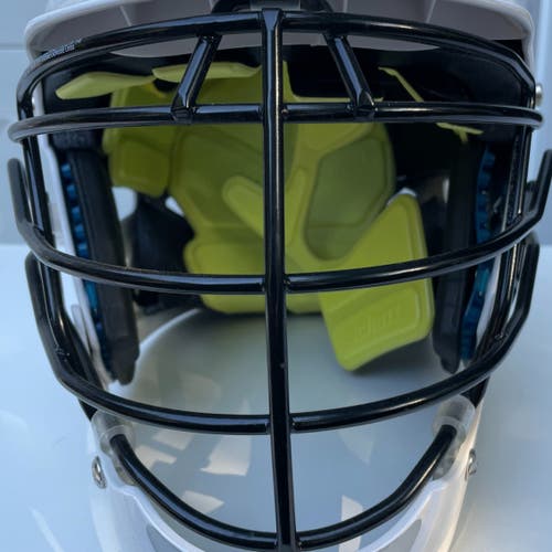New Player's STX Stallion 100 Youth Helmet