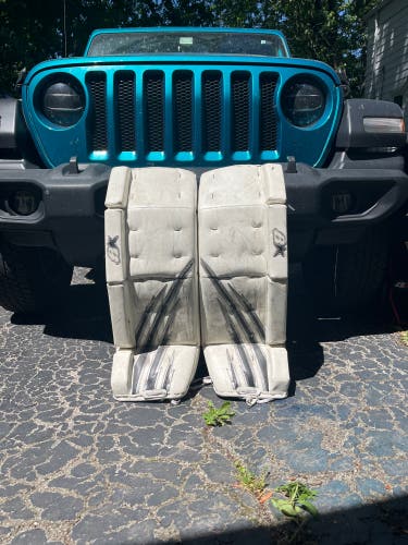 32" Brian's H Series Goalie Leg Pads
