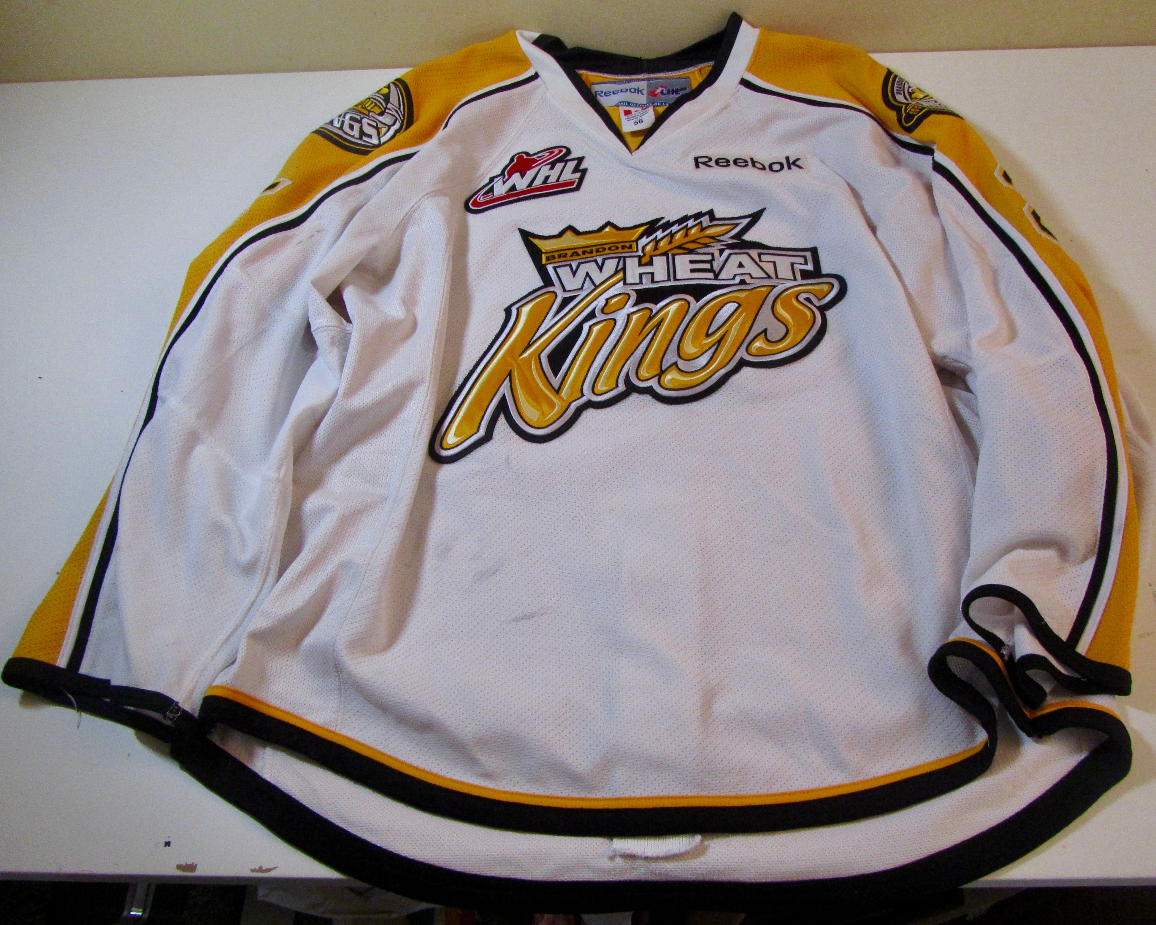 BRANDON WHEAT KINGS NICK WALTERS GAME WORN AUTHENTIC MINOR LEAGUE HOCKEY  JERSEY #25 W/FIGHT STRAP 56