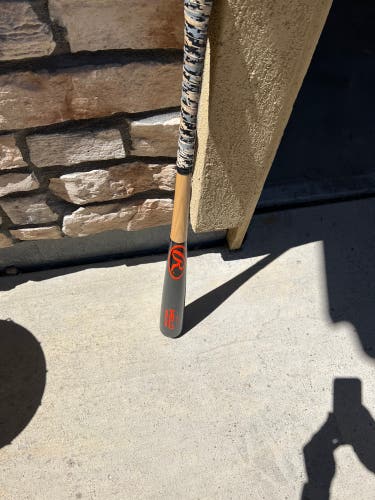 Used Wood (-3) 28 oz 31" Velo Bat