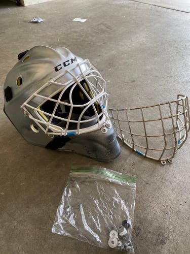Used CCM  1.5 Goalie Mask