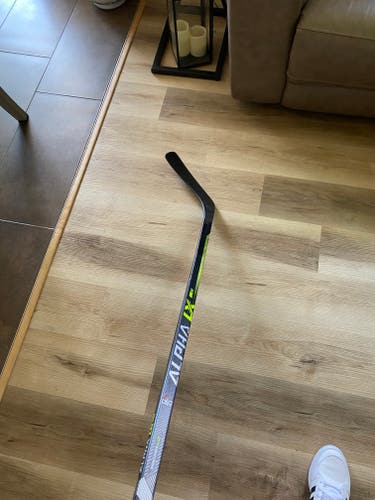 Warrior Left Hand Alpha LX Pro Hockey Stick Mid Kane Pro Curve Pattern Pro Stock