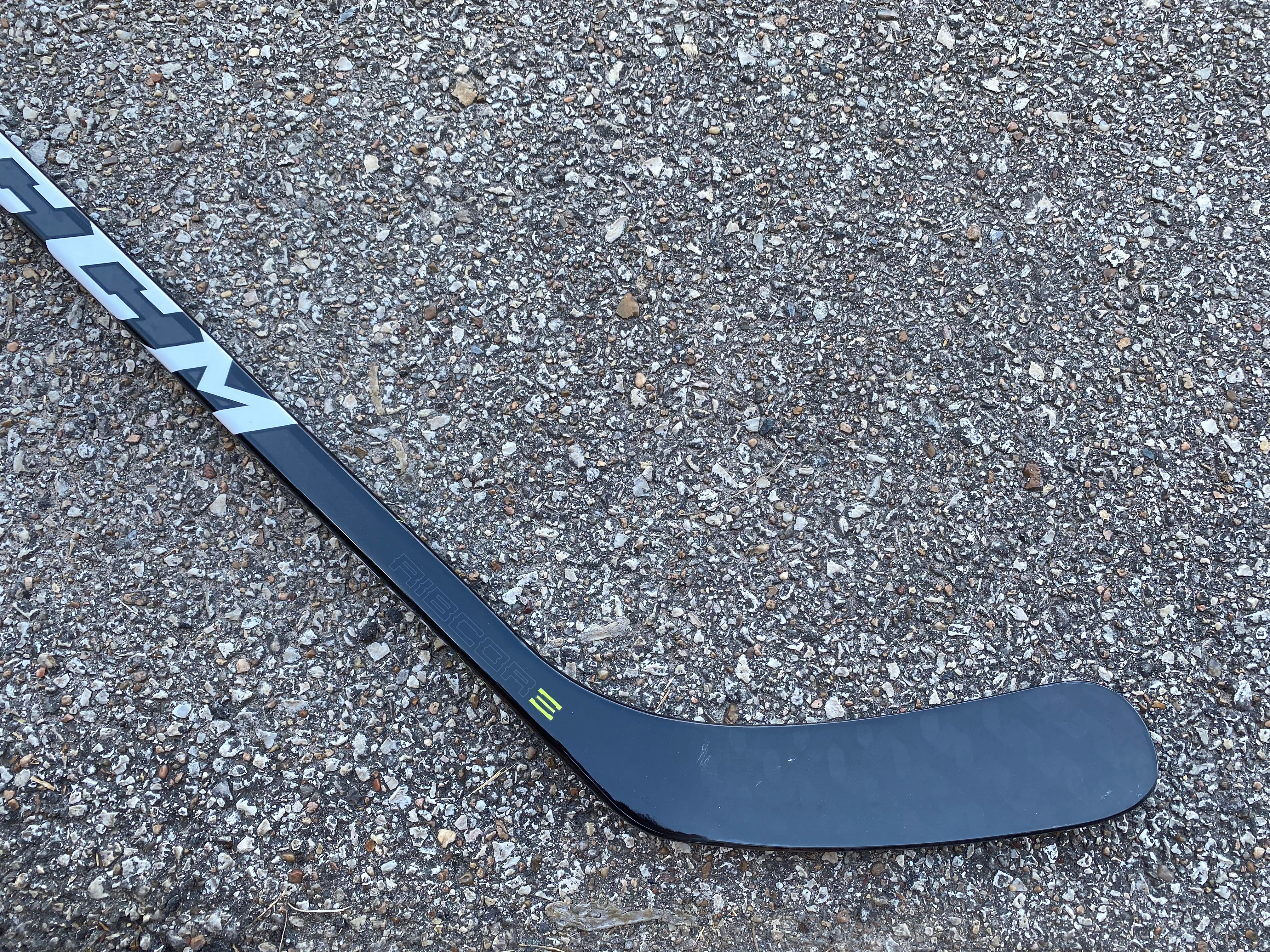 CCM RibCor Trigger Pro Stock Hockey Stick Grip 95 Flex Left P40 7353 