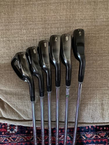 Men's Cleveland Clubs P, 9, 8, 7, 6, 5 Used Right Handed