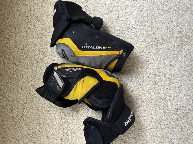 Bauer supreme total one NXG elbow pads (adult medium)