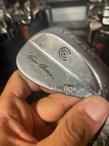 Cleveland wedge 60 deg Tour action in RH Used