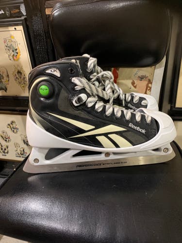 Skate size 10 Reebok Pump goalie skates 10k