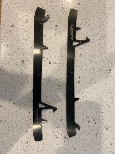 True Shift Goalie Runners Size 8 3mm