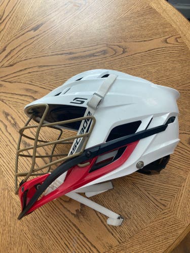 Cascade S white helmet
