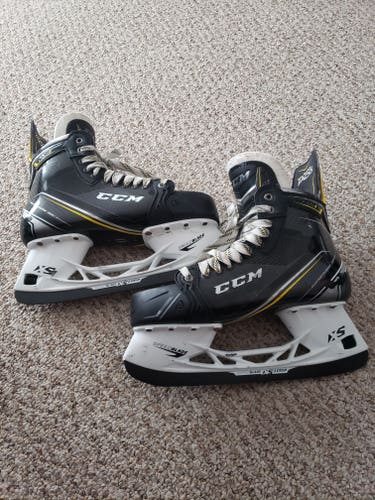CCM Super Tacks AS1 Hockey Skates: Size 11D