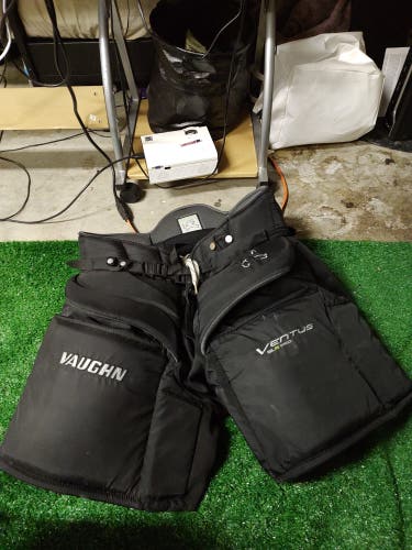 Senior Used XL Vaughn Ventus SLR Pro Hockey Goalie Pants