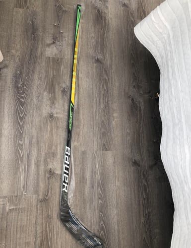 Bauer Ultrasonic Hockey stick Intermediate