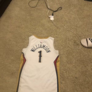 Zion Williamson jersey