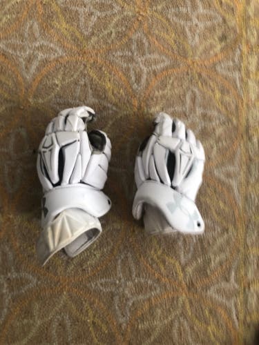 Under armor used lacrosse gloves