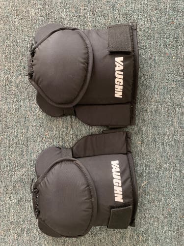 Vaughn knee guard