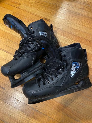 True 1-piece Custom Pro Hockey Goalie Skates
