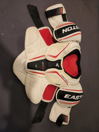 Senior Used Small Easton Synergy 650 Shoulder Pads