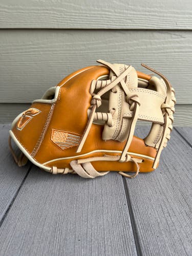 Goin Yard. Infield 11.75" Pro series Baseball Glove
