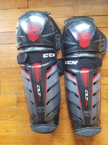 CCM QLT 270 Shin Pads