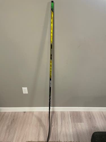 Intermediate Left Hand P92 Pro Stock Supreme UltraSonic Hockey Stick