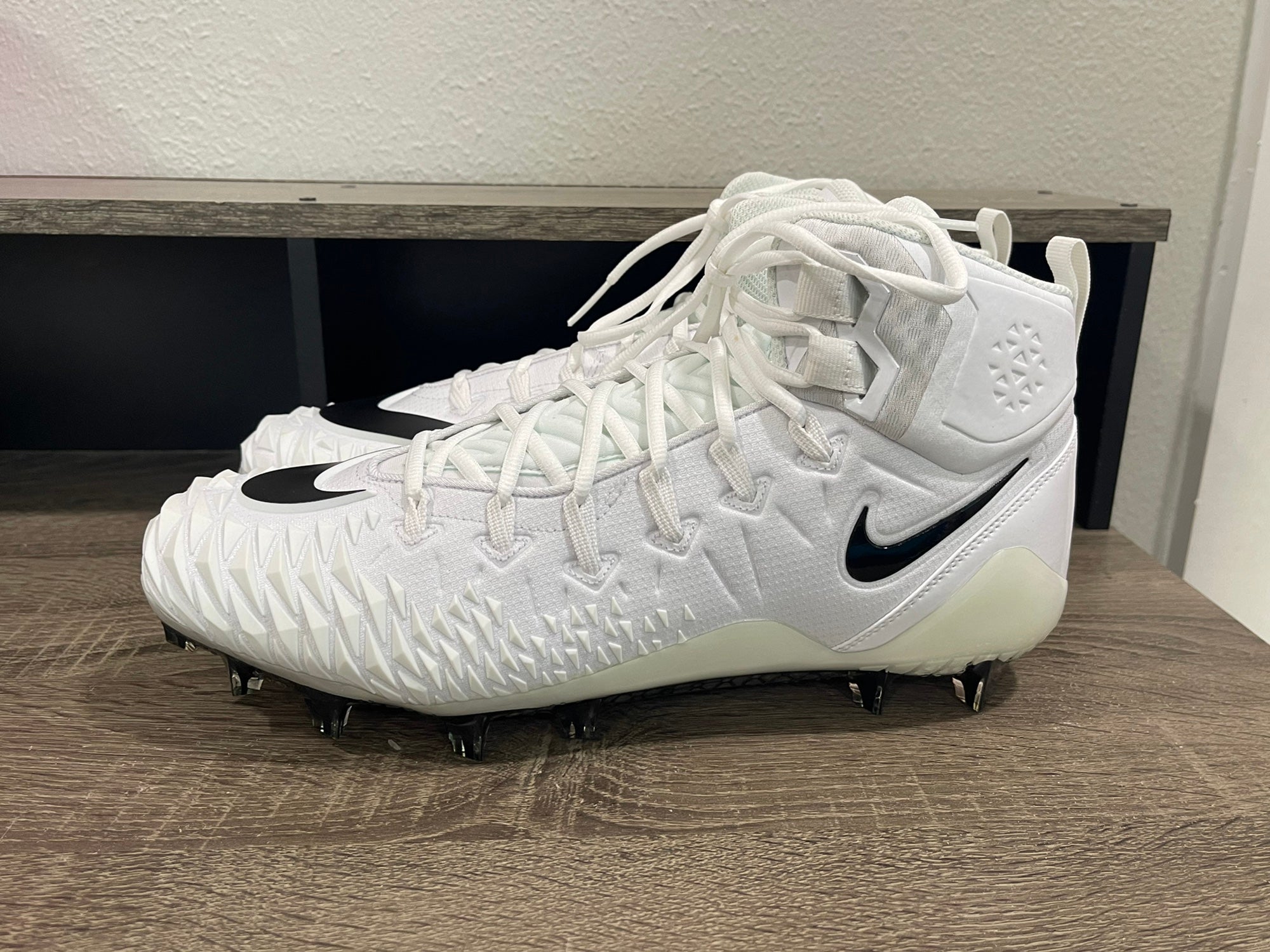 Nike Force Savage Pro Football Cleats 