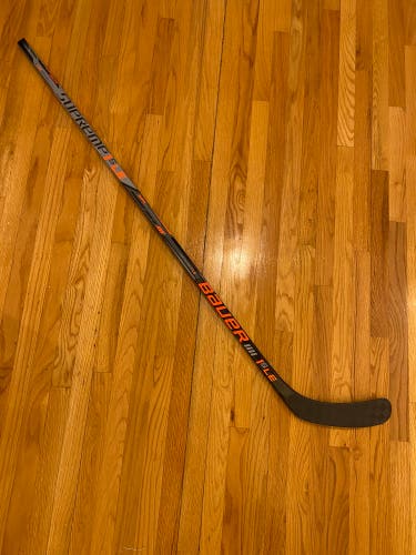 (NEW) Bauer Supreme 1S Limited Edition, Flex: 77, Blade: P92 Right, Hockey Stick