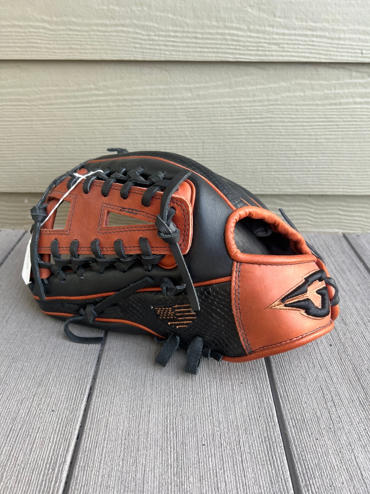 Goin Yard Outfield 12.5" Pro series Baseball Glove