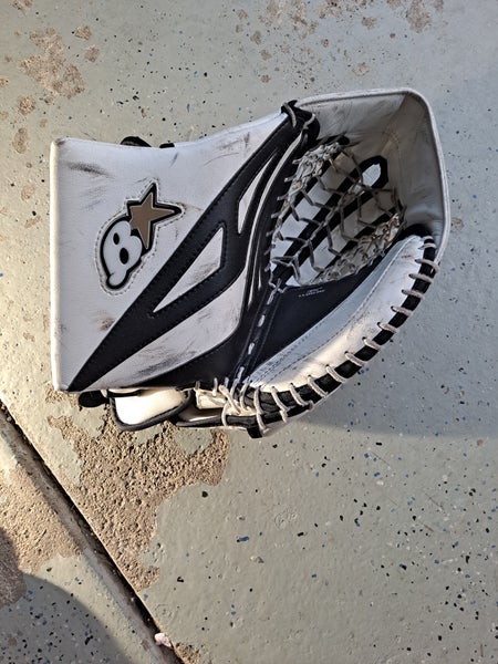 Brian's Regular G-Netik 8.0 Goalie catch glove.