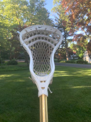 Nike Lakota on OG Gold Gait Ice (Complete Stick)