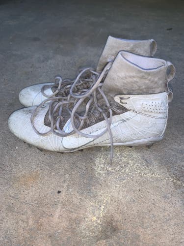 White Adult Size Men's 10.5 (W 11.5) Nike Huarache